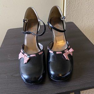 Black/Pink Saddle(ish) Heels - Size 10